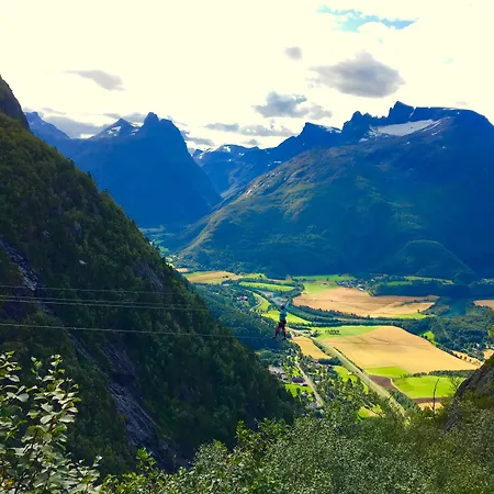 Grand - By Classic Norway Hotel 4*