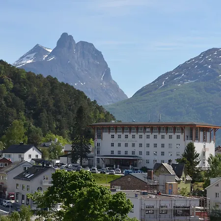 Grand - By Classic Norway 4* Andalsnes