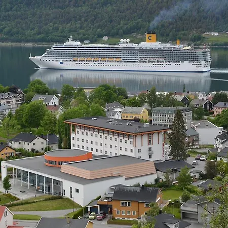 Grand - By Classic Norway 4* Andalsnes