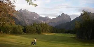 호텔 Grand - By Classic Norway 4*