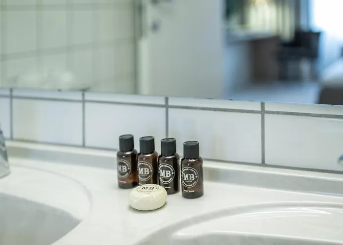 Grand - By Classic Norway 호텔 4*