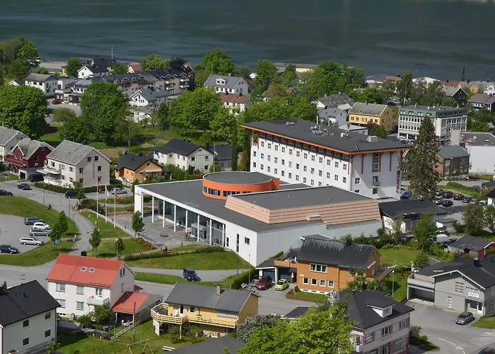 Grand - By Classic Norway فندق 4*